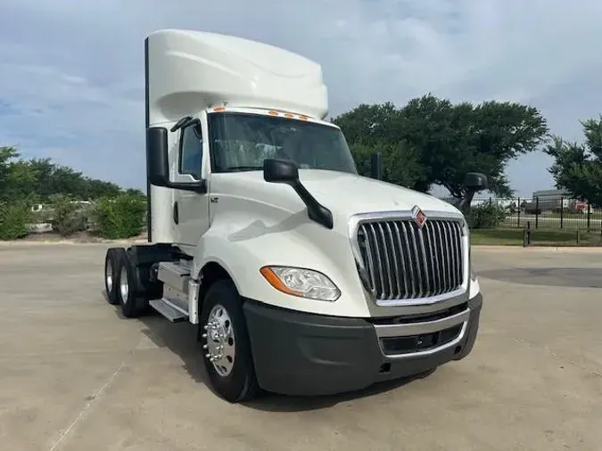 2020 International LT625