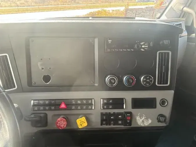 2020 Freightliner New Cascadia 126