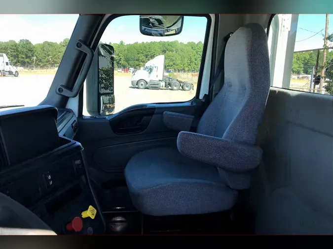 2021 INT LT625 6x470a653fea1a73a9d73a0f5509224f2f4