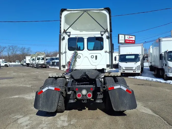 2019 FREIGHTLINER/MERCEDES NEW CASCADIA 126
