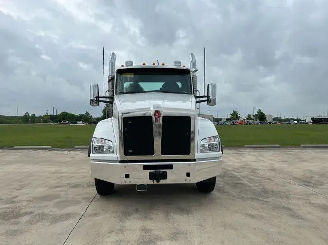 2026 Kenworth T880