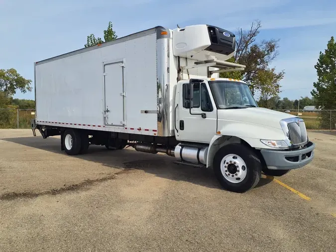 2017 NAVISTAR INTERNATIONAL 4300