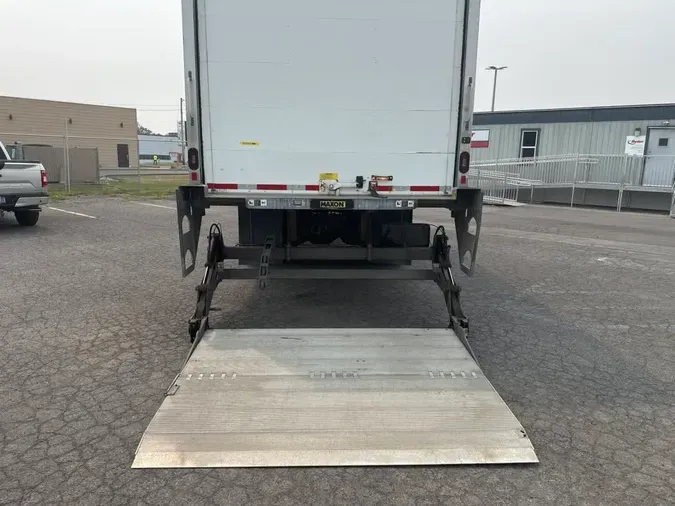 2019 FREIGHTLINER/MERCEDES M2 106