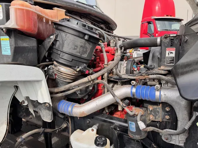 2018 Freightliner Business Class M2 106