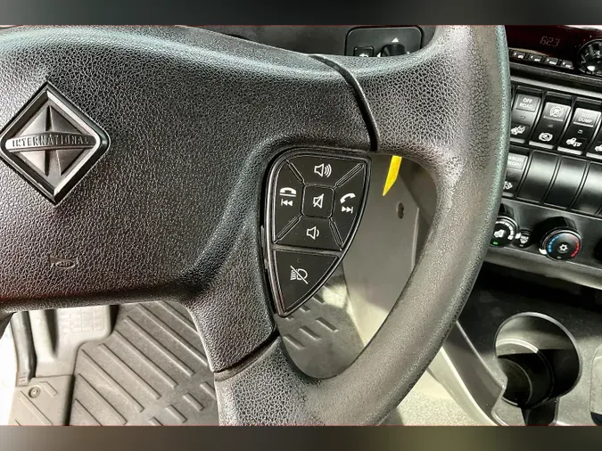 2019 INT LT625 6x470bed1a26db42afb2b57ba370adfce57