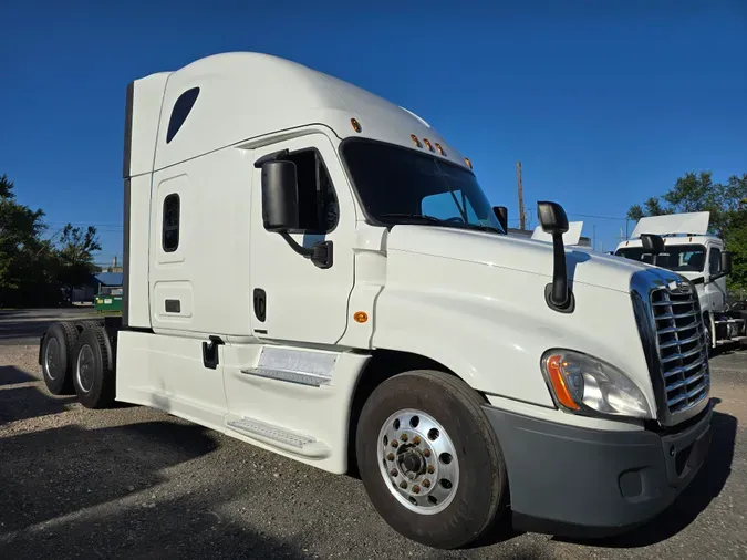 2019 FREIGHTLINER/MERCEDES CASCADIA 125