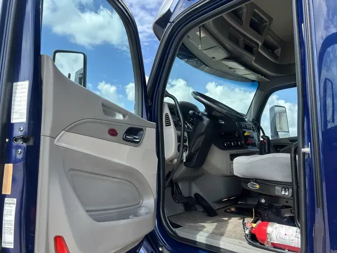 2021 Peterbilt 579