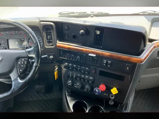 2021 INT LT625 6x4