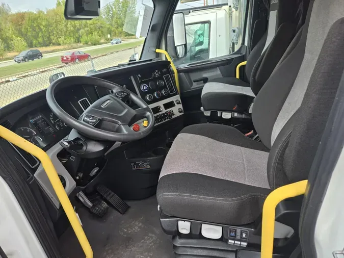 2021 Freightliner Cascadia