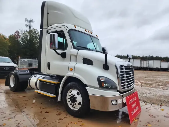 2018 FREIGHTLINER/MERCEDES CASCADIA 113