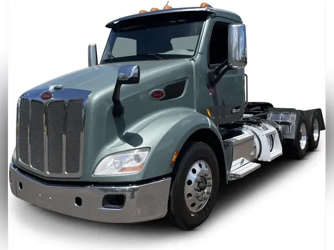 2021 Peterbilt 57970c74f94bfbc6bc3f09a7e6e93e8b89c
