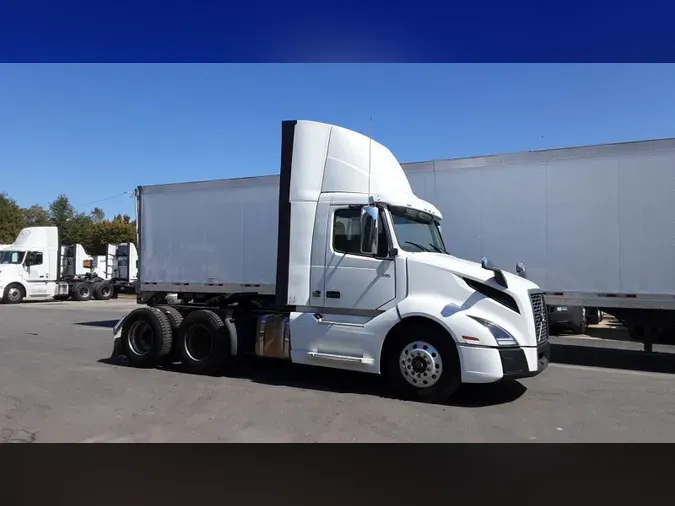 2018 Volvo VNL300