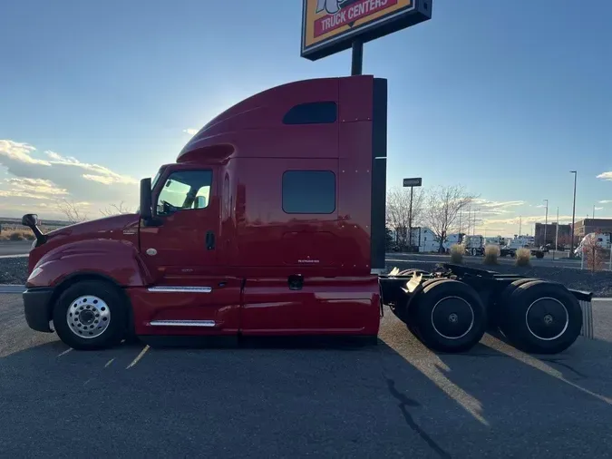 2022 International LT625