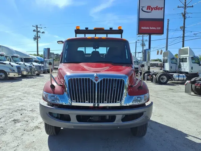 2020 NAVISTAR INTERNATIONAL MV607 (4X2)