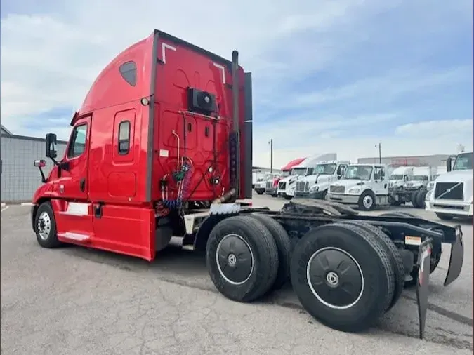 2019 FREIGHTLINER/MERCEDES CASCADIA 125