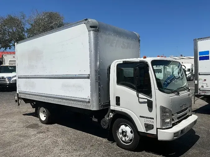 2017 Isuzu Truck NPR EFI70d080c4295fb786bcec6c77fc1daa29