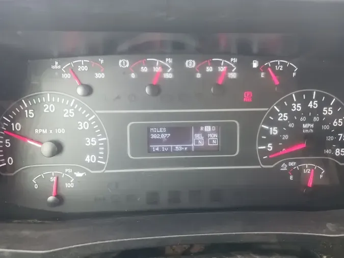2020 NAVISTAR INTERNATIONAL MV607 (4X2)
