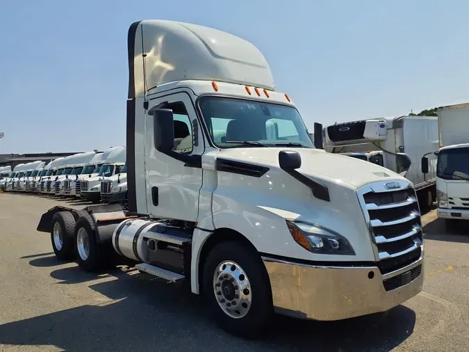2020 FREIGHTLINER NEW CASCADIA PX12664
