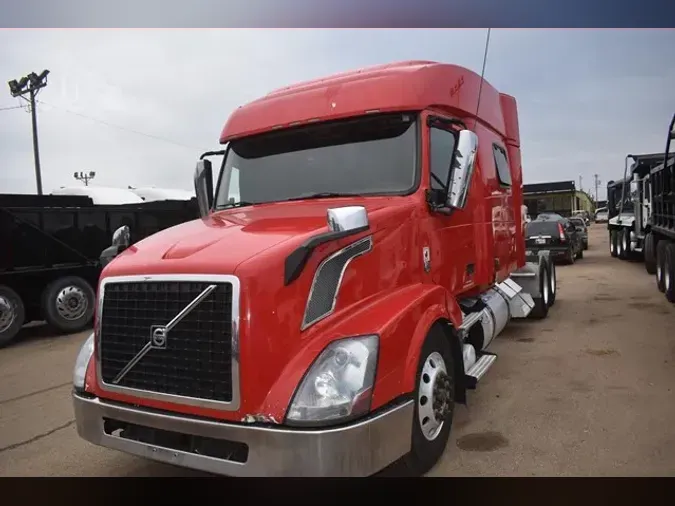 2018 VOLVO VNL64T730