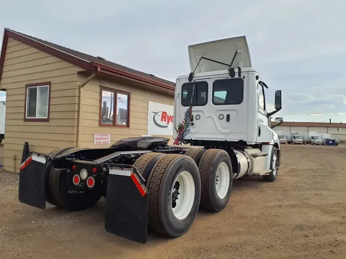 2019 FREIGHTLINER/MERCEDES NEW CASCADIA PX12664