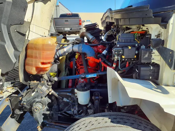 2018 NAVISTAR INTERNATIONAL 4300
