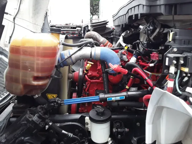 2019 NAVISTAR INTERNATIONAL 4300