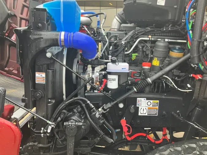 2025 Kenworth T880 Short Hood