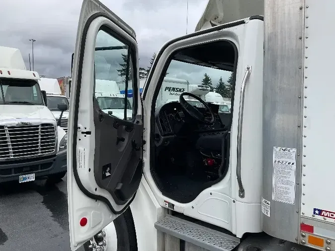 2020 Freightliner M2