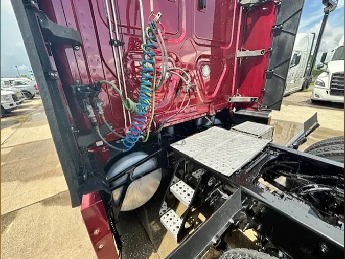 2021 Freightliner PT126SLP