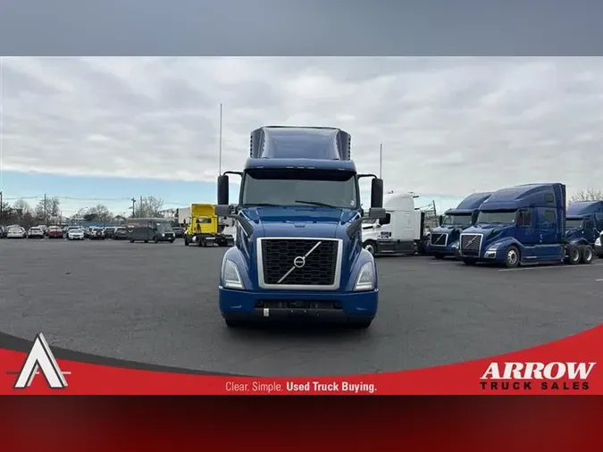 2021 VOLVO VNR640