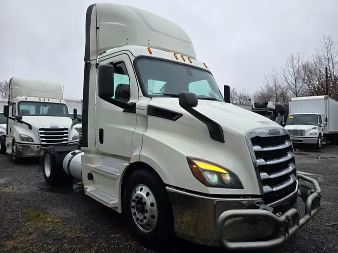 2019 FREIGHTLINER/MERCEDES NEW CASCADIA 116