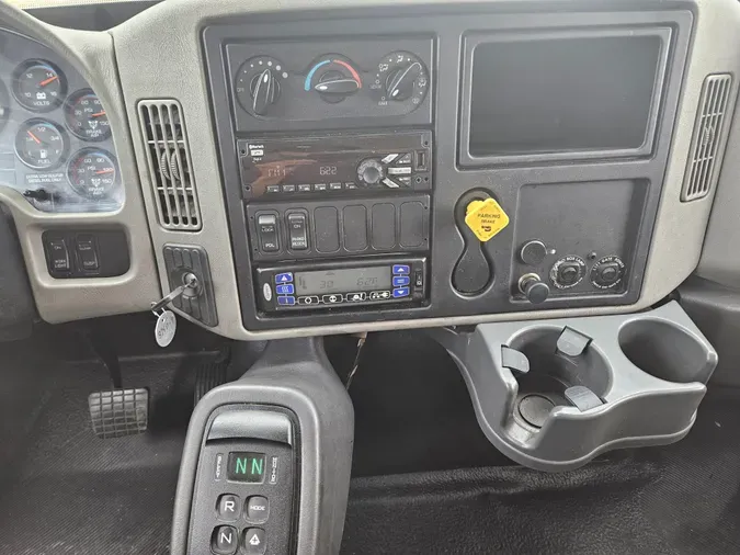 2019 NAVISTAR INTERNATIONAL 4400