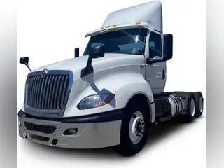 2019 International LT625