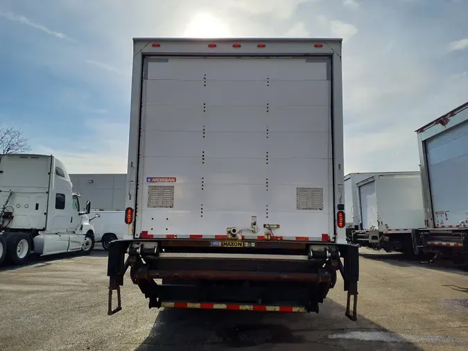 2018 FREIGHTLINER/MERCEDES M2 106