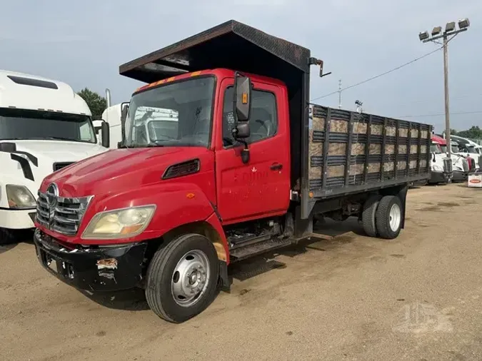 2005 HINO 185