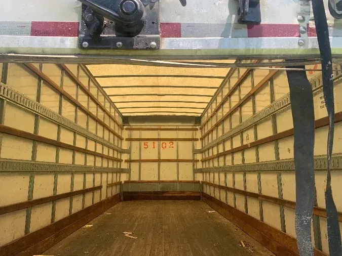 2018 FREIGHTLINER M2