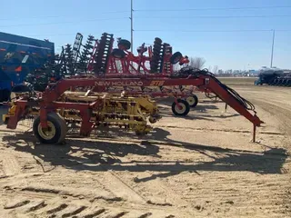1992 NEW HOLLAND 216