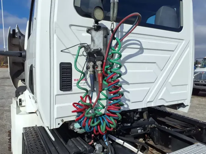 2019 NAVISTAR INTERNATIONAL RH613 DAYCAB S/A70fb64066309dc0416fecb7cbeeb672b