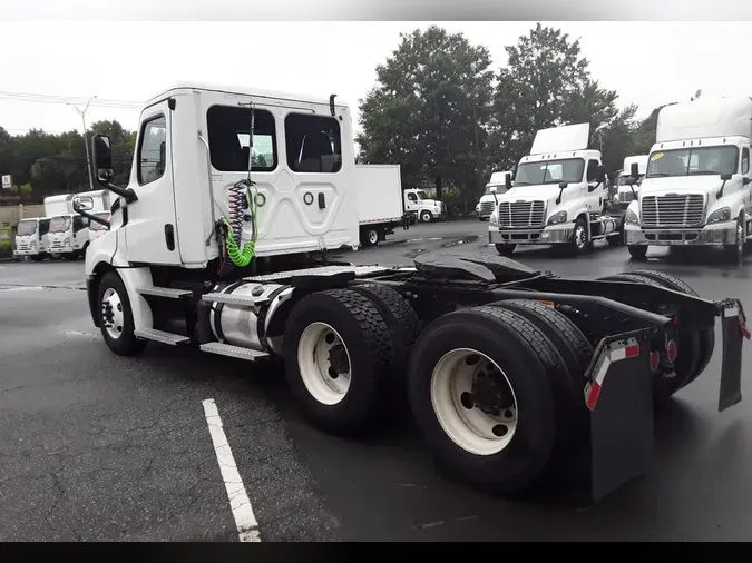 2020 FREIGHTLINER/MERCEDES NEW CASCADIA PX1266470fbb5931710eb50747d25eb78e7df83