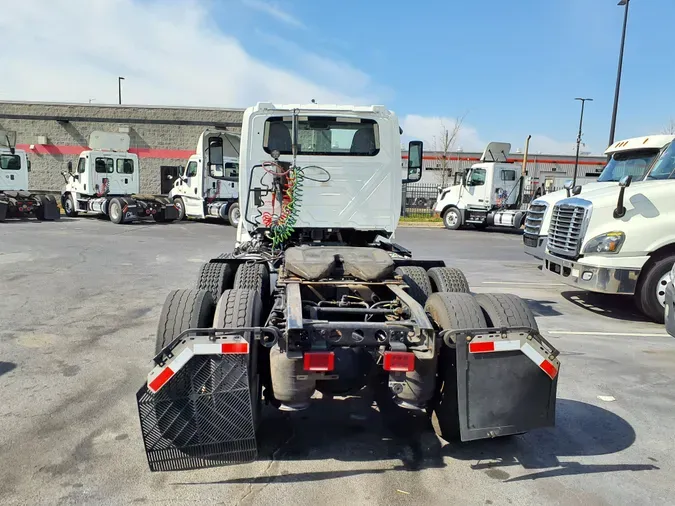 2018 NAVISTAR INTERNATIONAL LT625 DAYCAB T/A