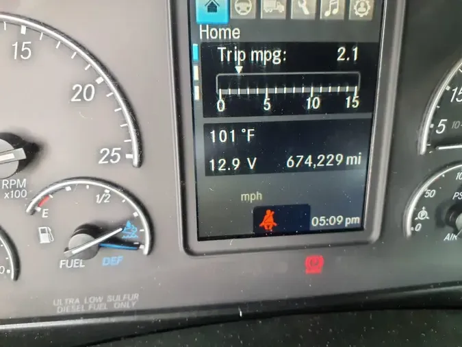 2019 FREIGHTLINER NEW CASCADIA PX12664