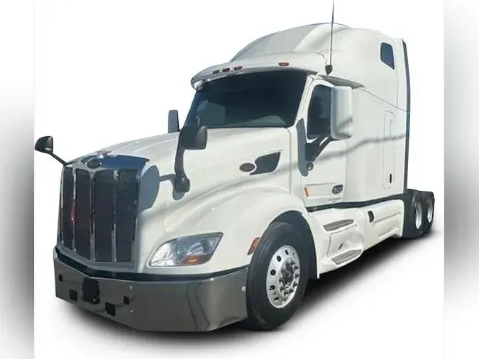 2022 Peterbilt 5797104b9b8d767af1da28424cab512e72e