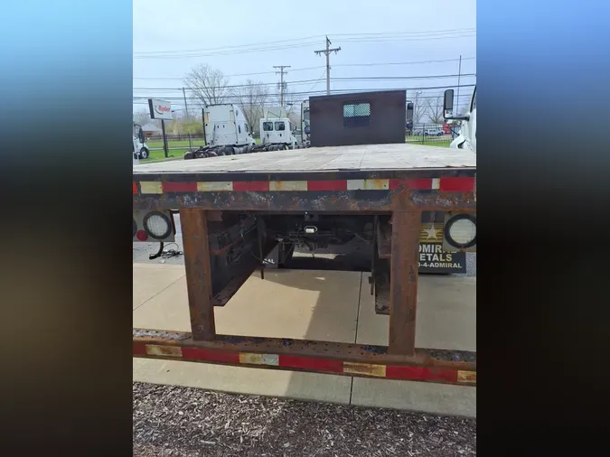 2019 FREIGHTLINER/MERCEDES M2 106