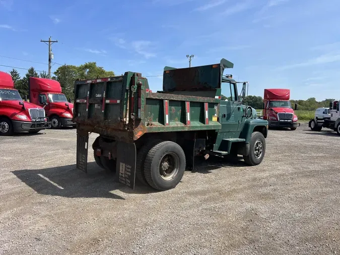 1997 Ford L8000