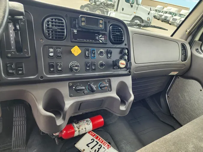 2019 FREIGHTLINER/MERCEDES M2 106