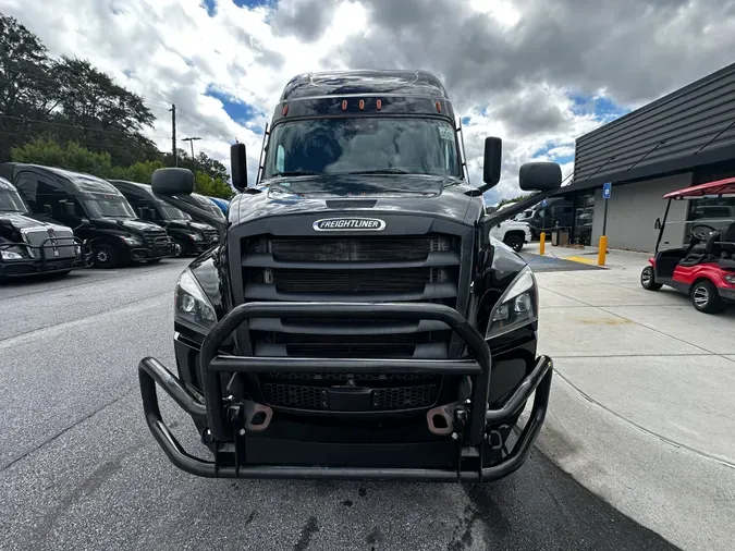 2021 FREIGHTLINER CASCADIA 126