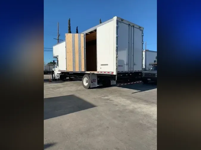 2020 Freightliner Business Class M2 106