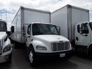 2012 Freightliner M2 106