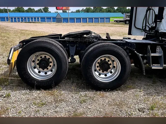2021 INT LT625 6x47118042f98a277c3d379808bfdfc922e