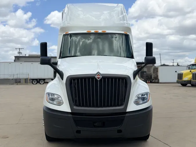 2023 International LT625711d9d4cfaca9442ffd6b6bf85181ef9
